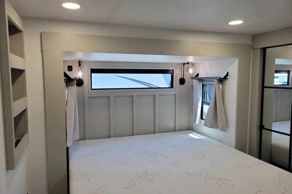 2025 Brinkley Model G 3500, Photos photo 26