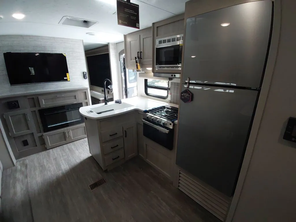 2026 Forest River Aurora 34BHTS 2 QUEEN BEDS, Photos photo 13