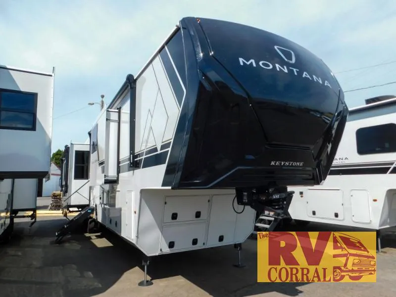 2027 Keystone RV Montana 3900RK - Photo 2