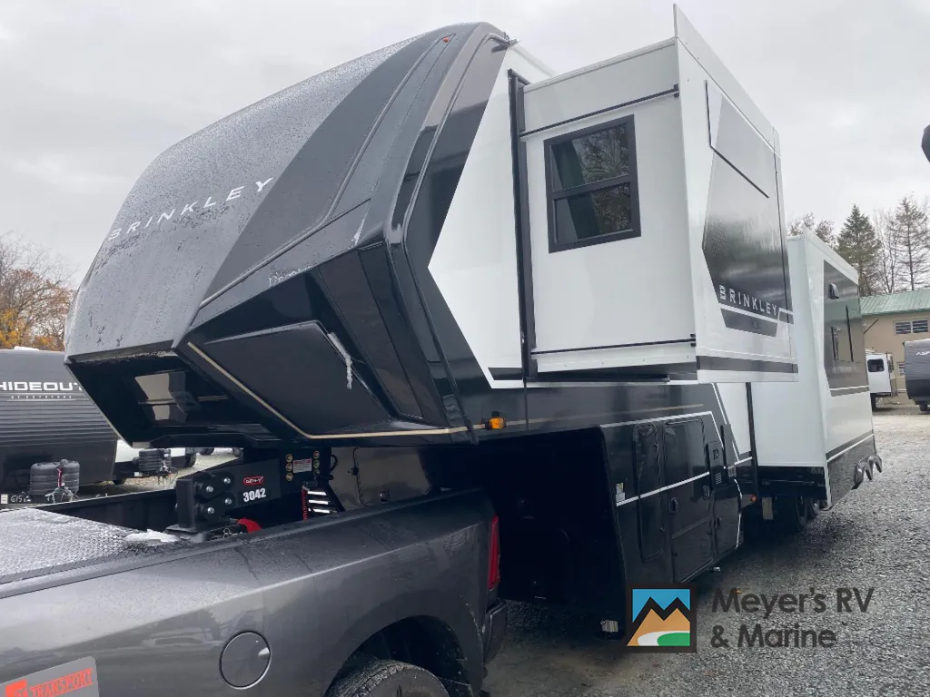 2026 Brinkley Model G 4100, Photos photo 3