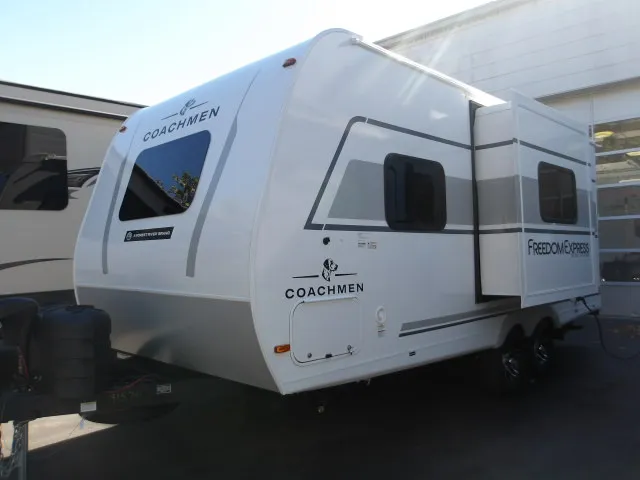 2026 Coachmen Freedom Express Select 19SE - Photo 4