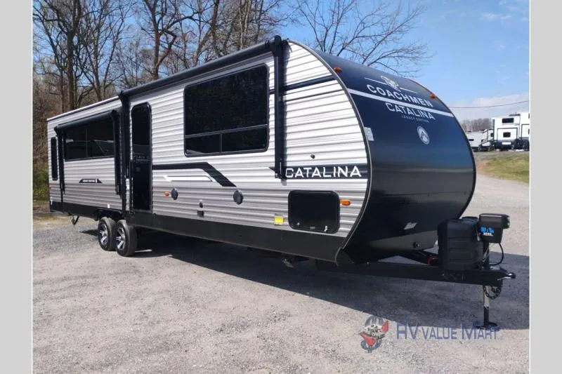 2026 Coachmen Catalina Legacy Edition 313RLTS - Photo 3