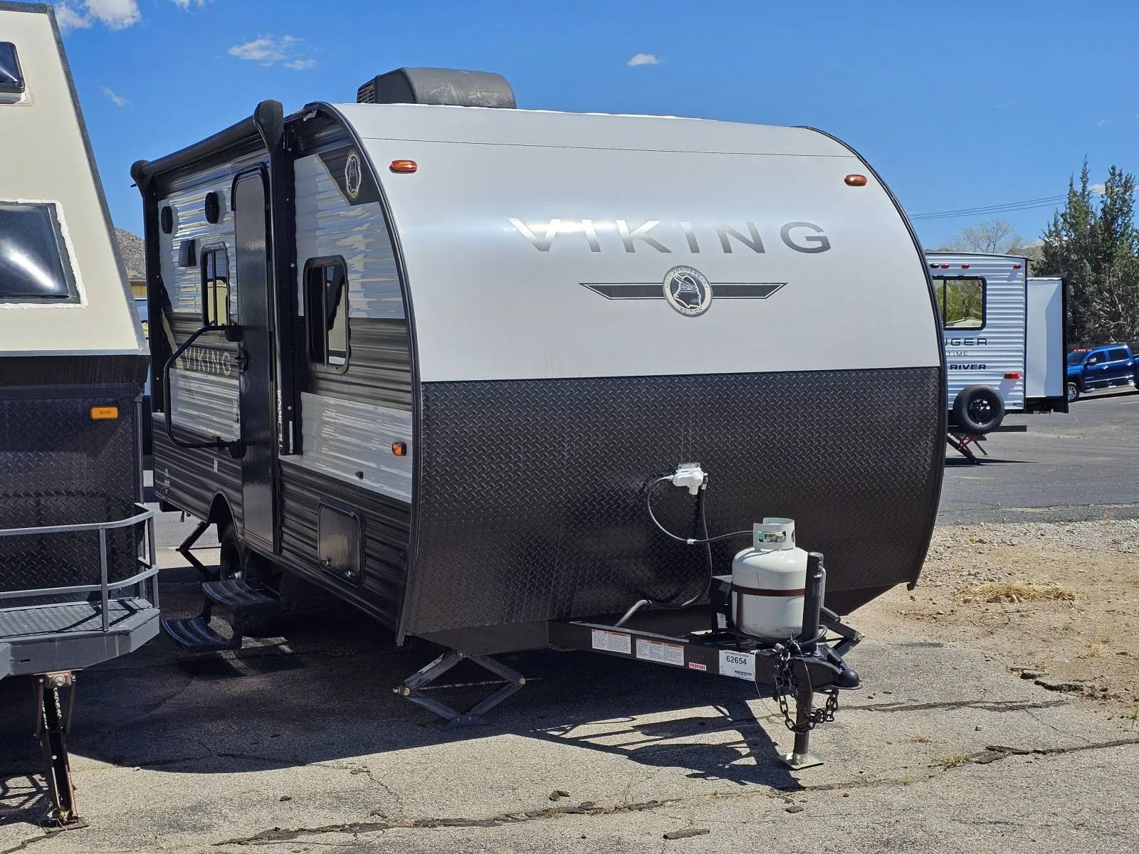 2022 Forest River VIKING 162rbu - Main photo