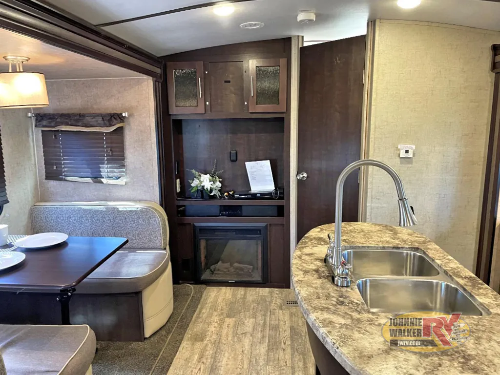 2016 Forest River Surveyor 265RLDS, Photos photo 14