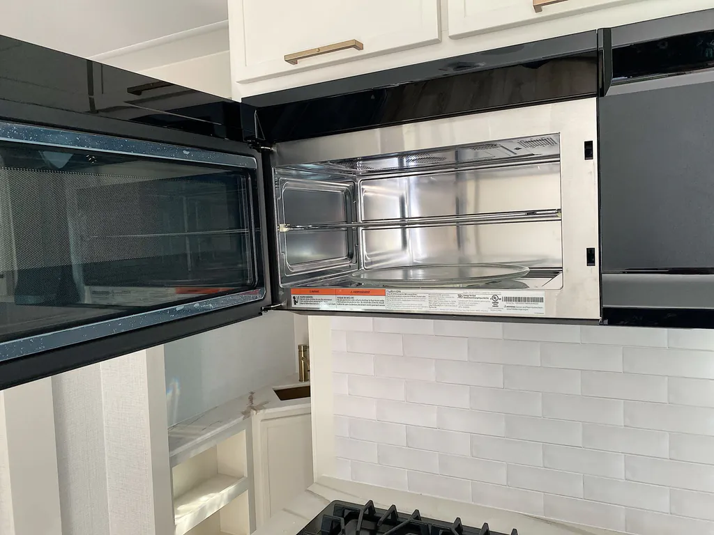 2026 Brinkley Model I 294, Photos photo 18