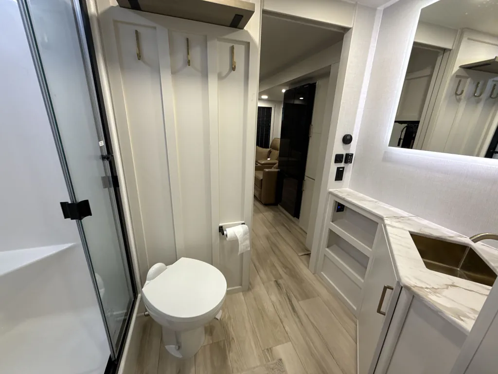 2026 Brinkley Model I 294, Photos photo 15