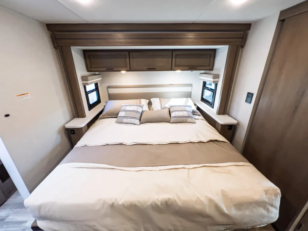 2027 Thor Motor Coach Windsport 36H, Photos photo 17
