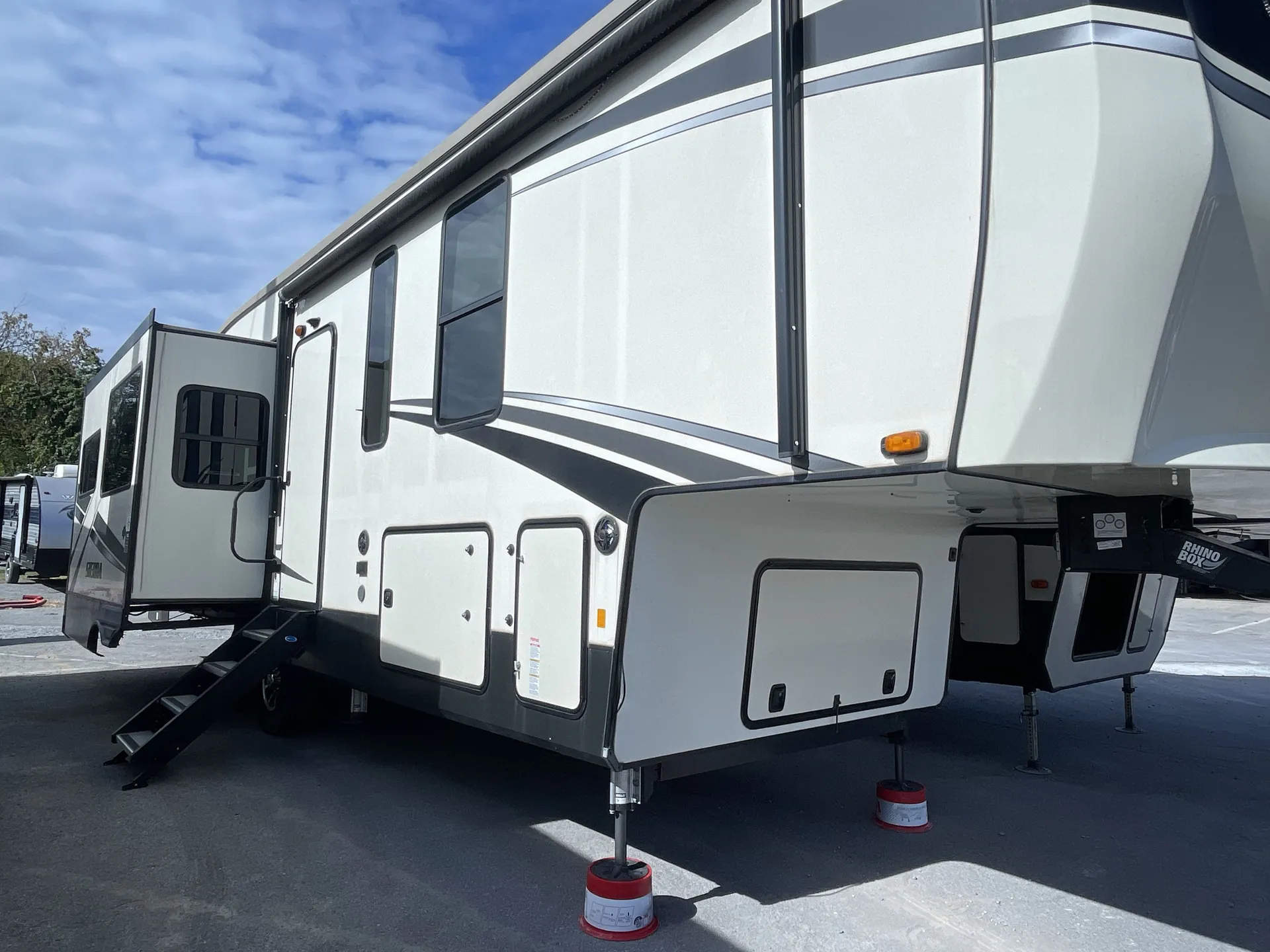 2020 Forest River Sierra 321RL — campside