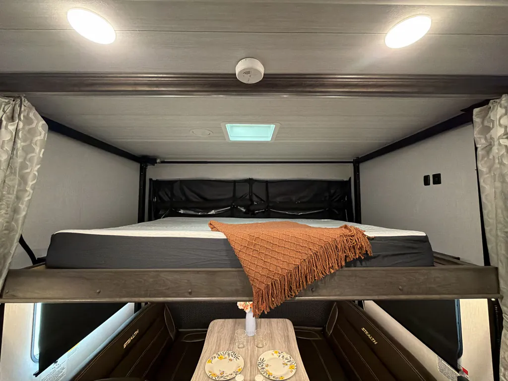 2022 Forest River Stealth FQ2413G, Photos photo 22