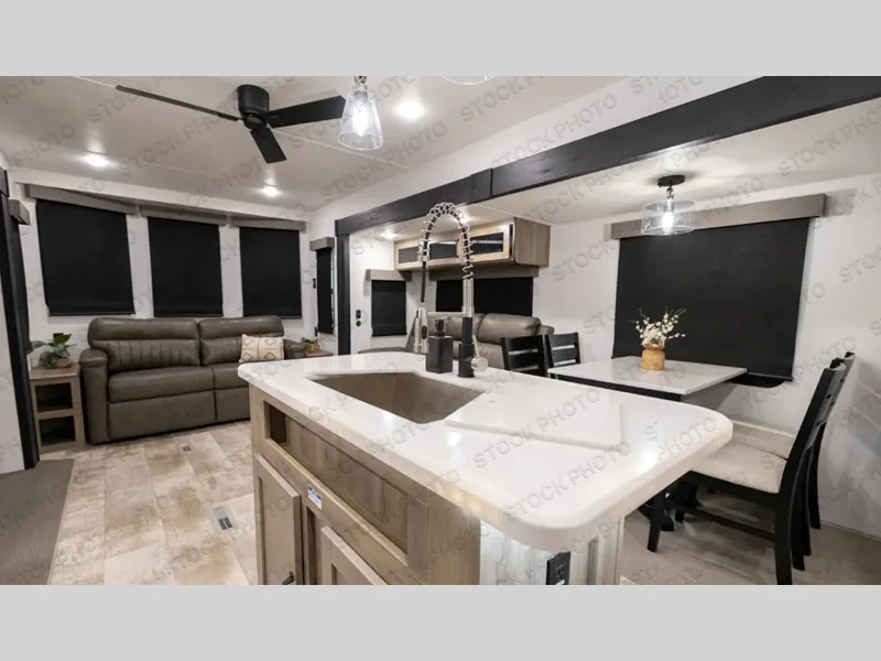 2026 Forest River Puma Vista 37PFL - Photo 3