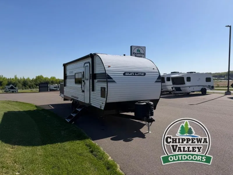 2026 Sunset Park RV Sun Lite 24TH - Photo 2