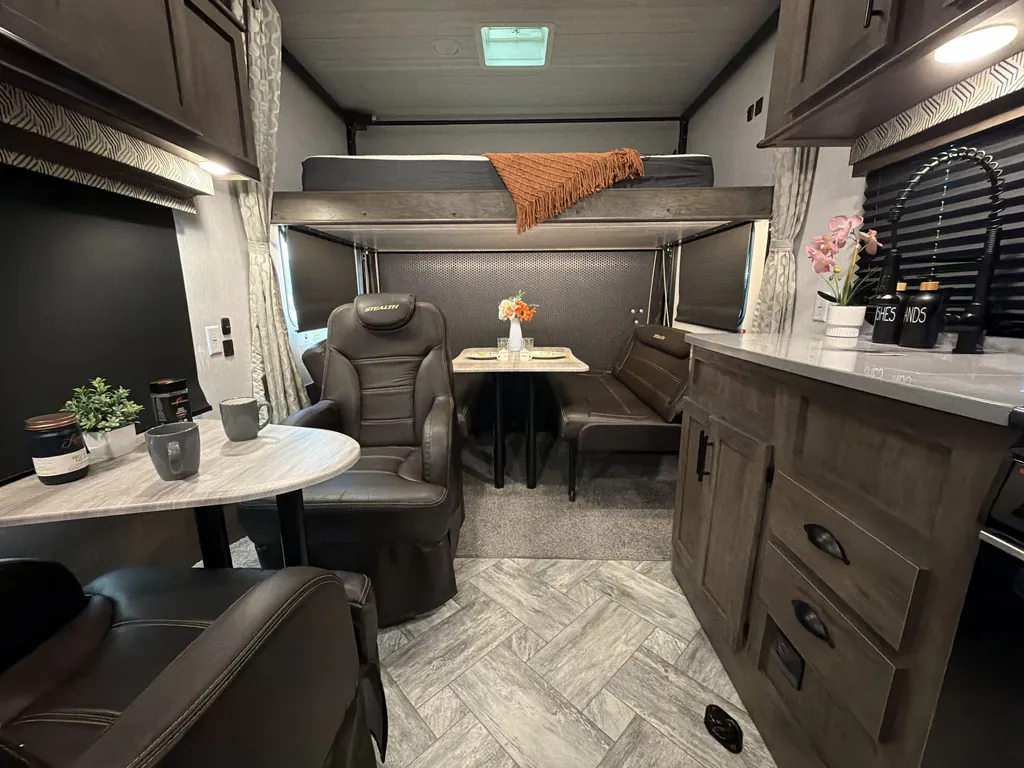 2022 Forest River Stealth FQ2413G, Photos photo 13