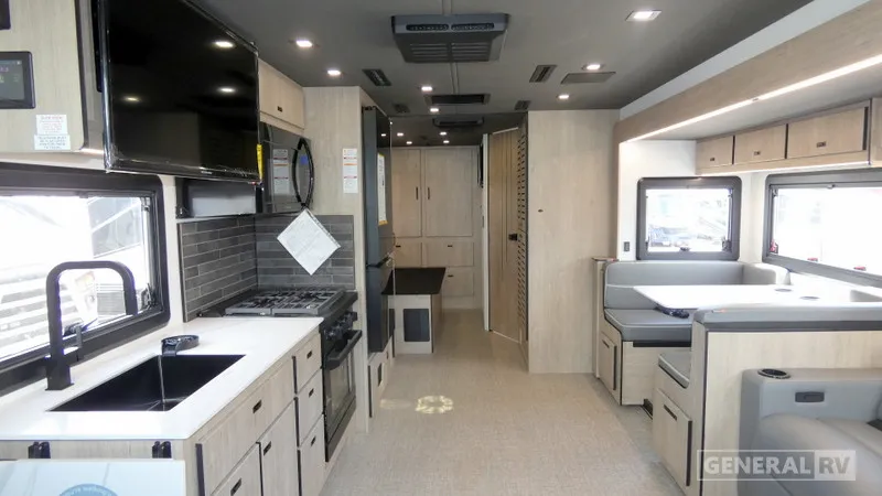 2026 Grand Design Lineage Series F 31ZW - Photo 3