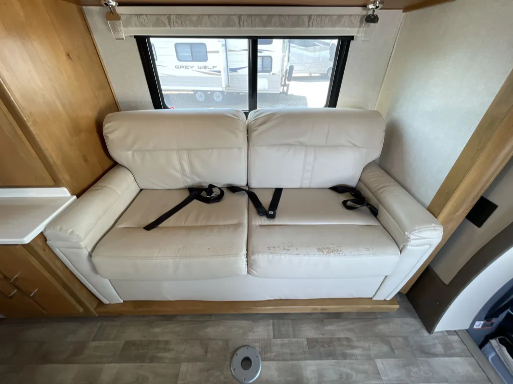 2019 Tiffin Wayfarer 24 FW, Photos photo 5