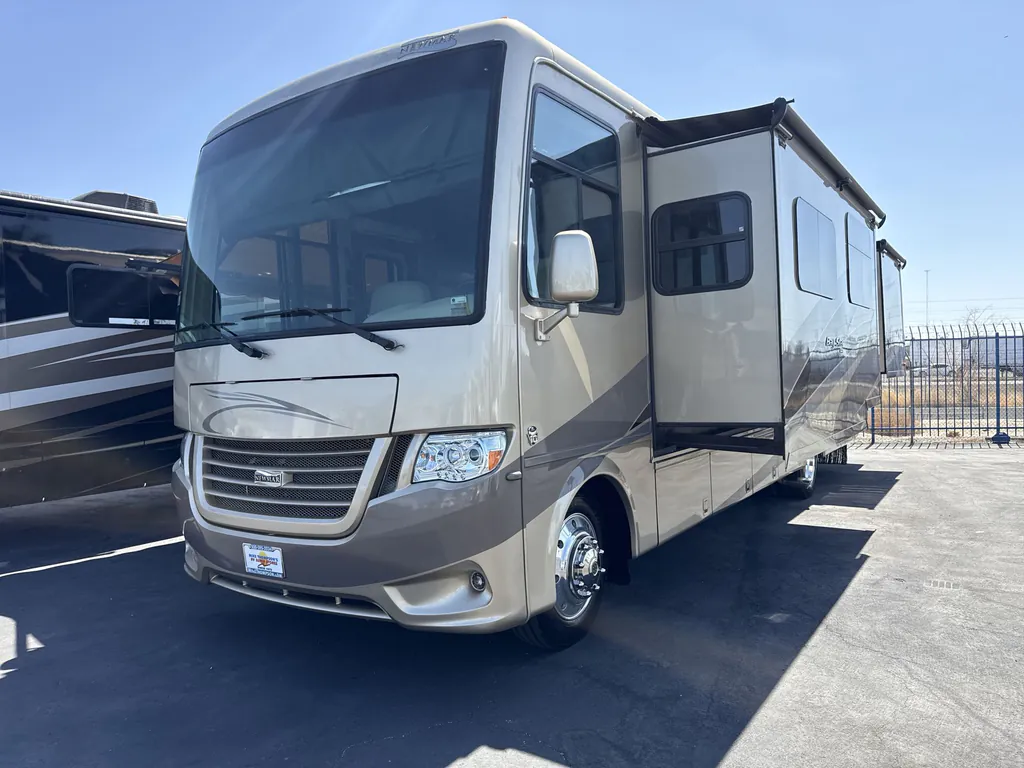 2016 Newmar Bay Star 3518, Photos photo 3