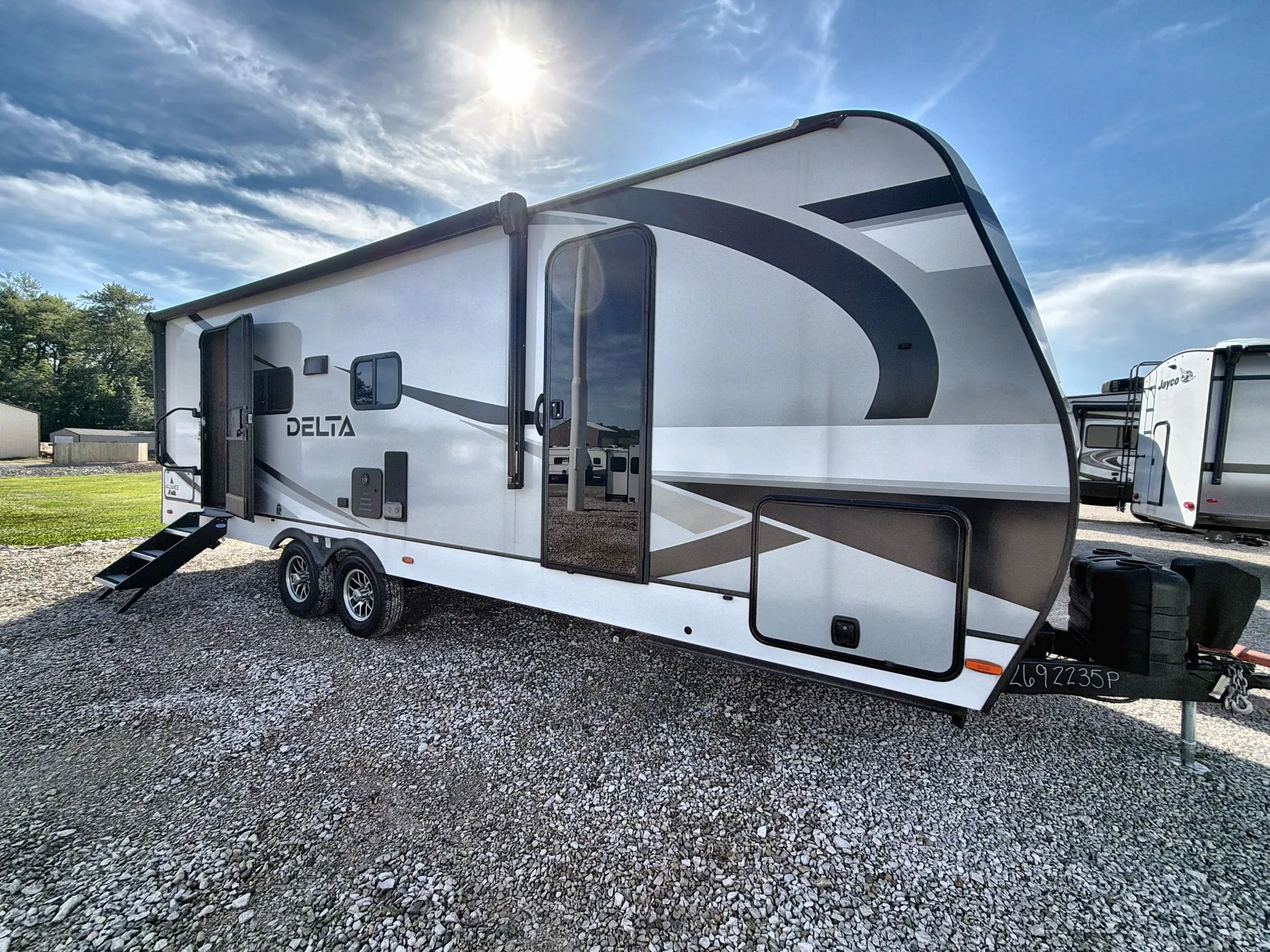 2025 Alliance RV Delta 252RL - Photo 2