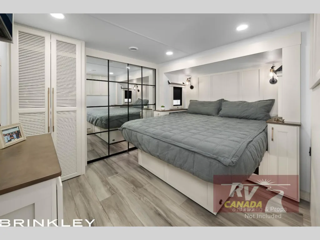 2027 Brinkley Model R 3710, Photos photo 47