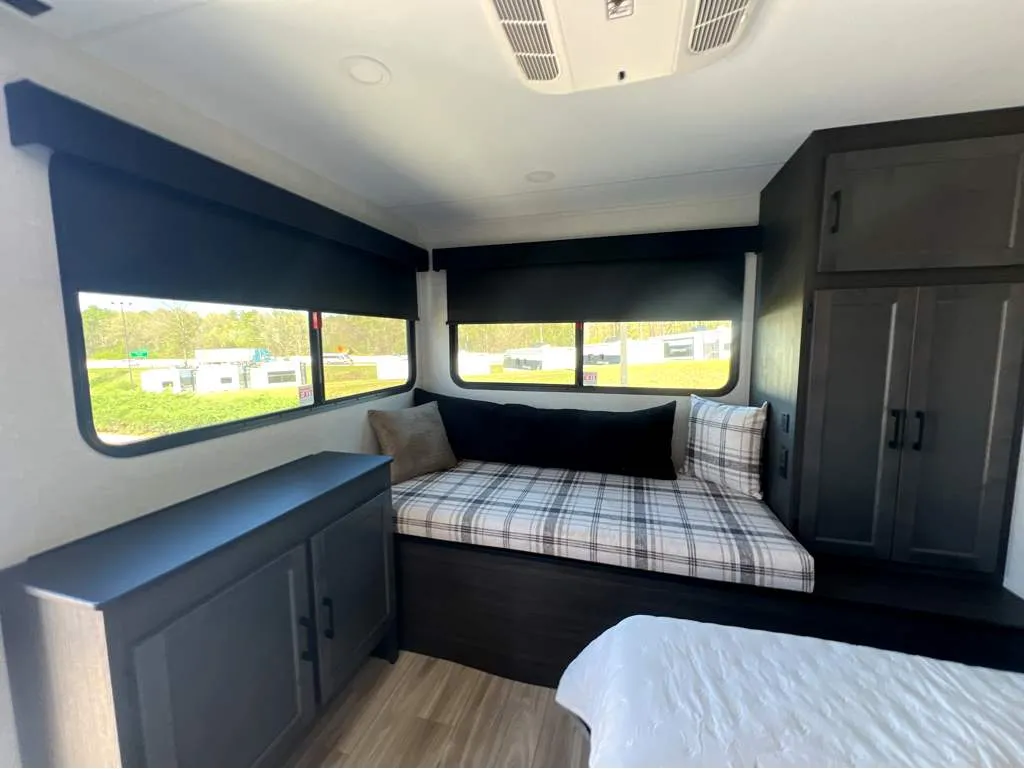 2026 Venture RV Stratus SR282VFD, Photos photo 20
