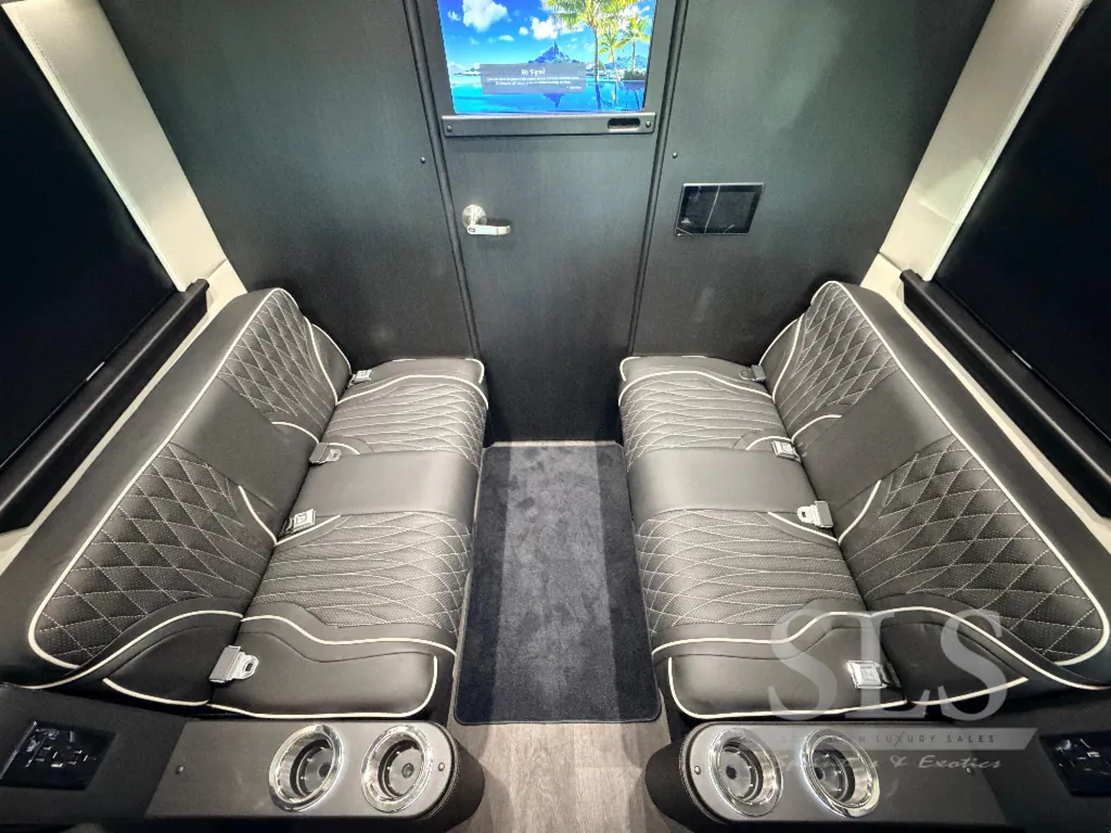2026 Midwest Automotive Designs Luxe Cruiser D4, Photos photo 30
