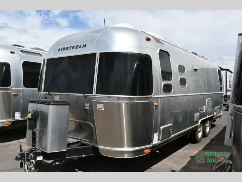 2019 Airstream Flying Cloud 26RB - Photo 3