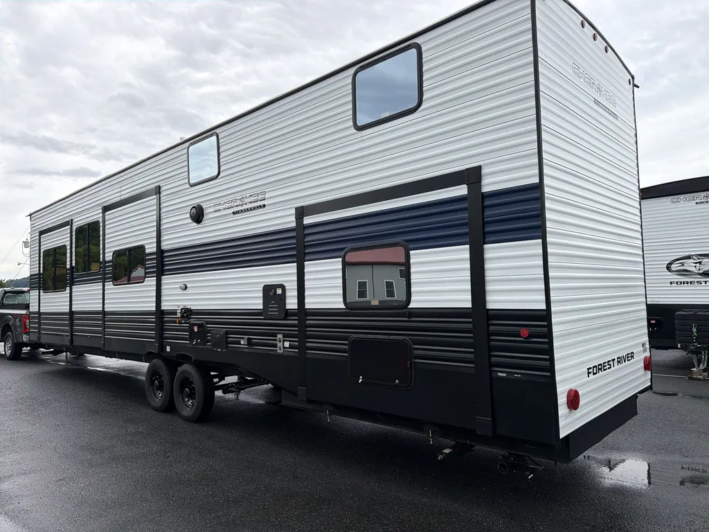 2026 Forest River Cherokee Timberwolf 39DK, Photos photo 6