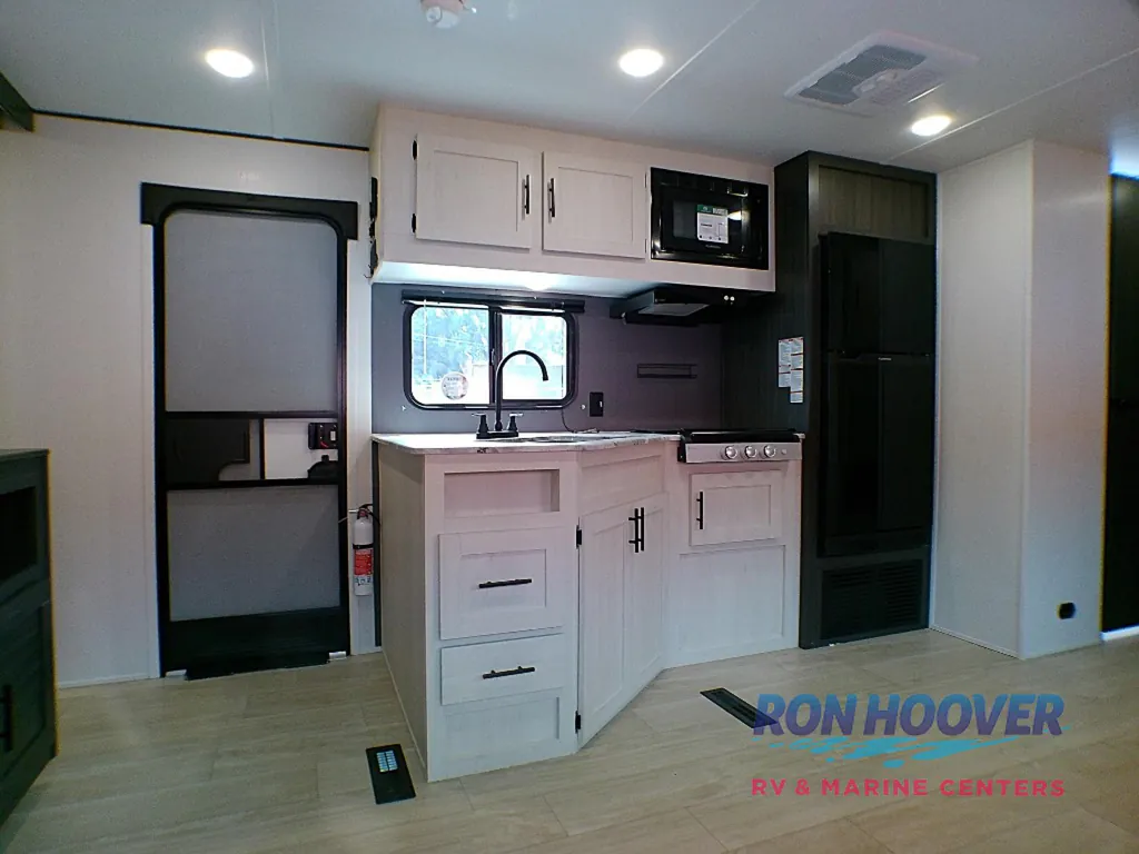 2027 Shasta RVs i-5 Edition 532BEDS, Photos photo 22