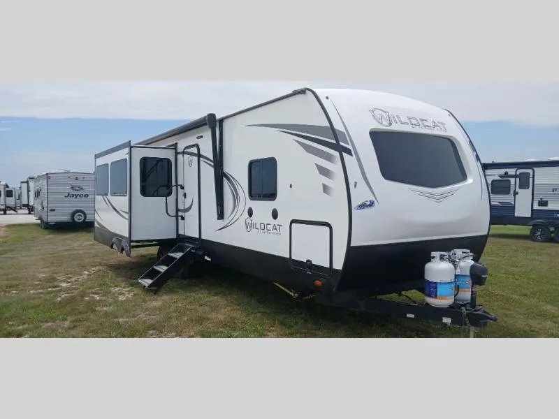 2023 Forest River Wildcat 303MBX - Photo 2