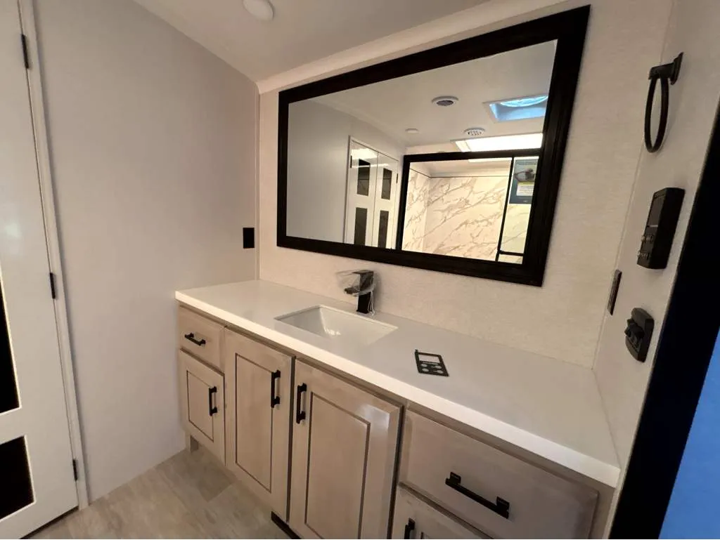 2026 Jayco Pinnacle 36FBTS, Photos photo 27