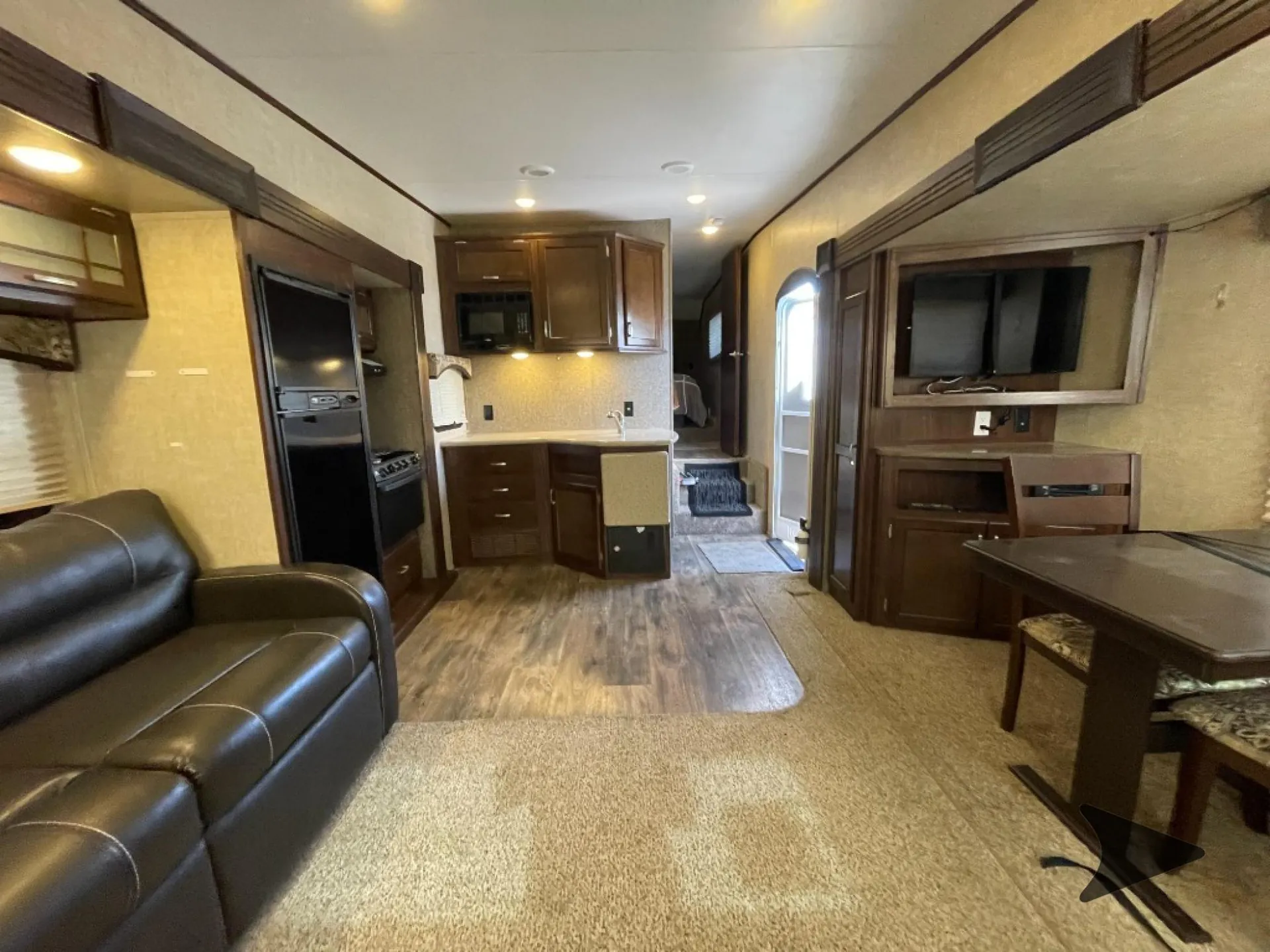 2016 Heartland Sundance XLT 285 TS - Photo 4