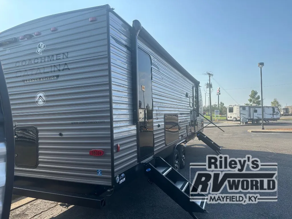 2026 Coachmen Catalina Legacy Edition 273DBHCK, Photos photo 5