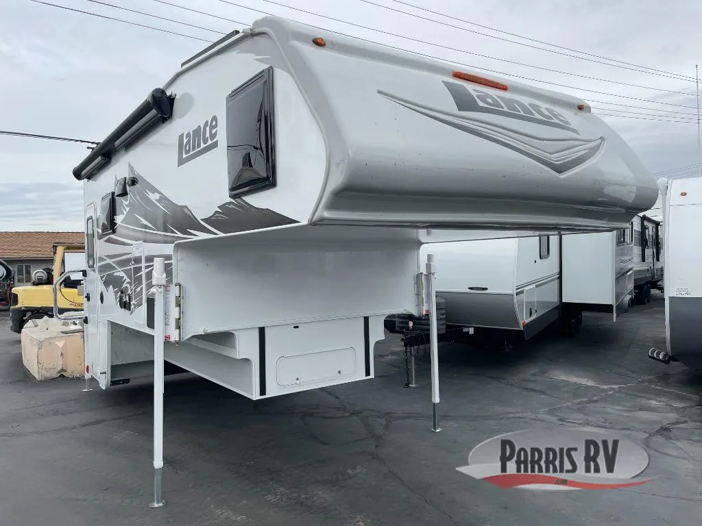 2026 Lance Lance Truck Campers 1191 - Photo 3