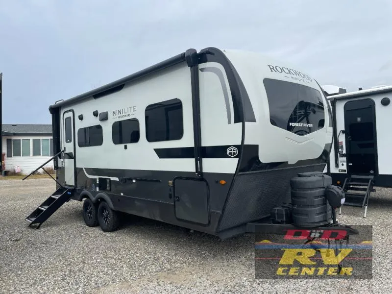 2026 Forest River Rockwood Mini Lite 2205S - Photo 2