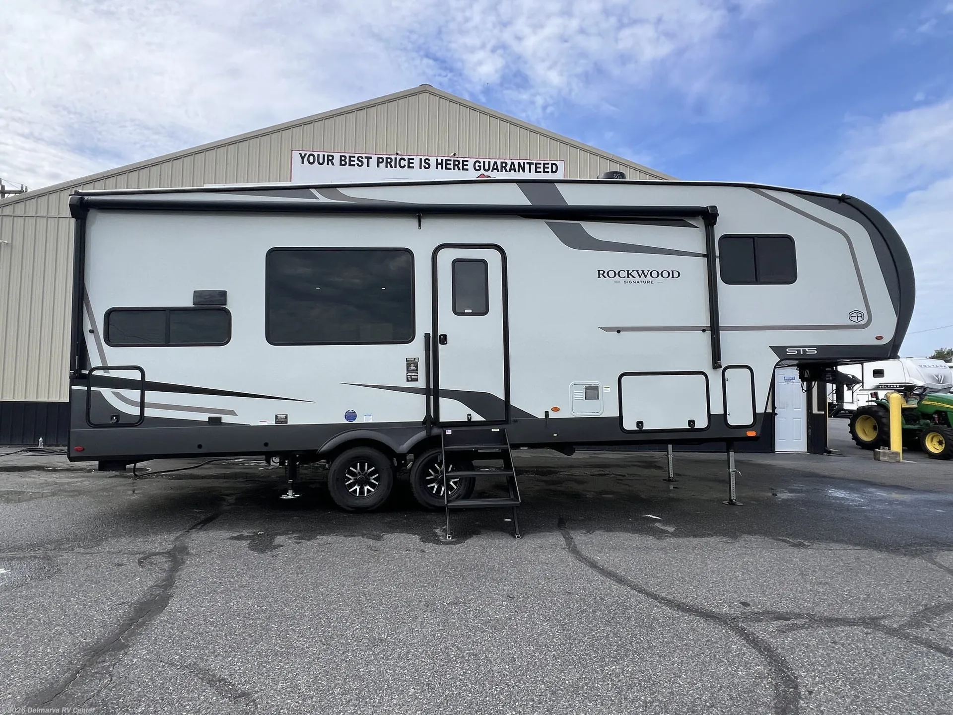2027 Forest River Rockwood Signature 301SRK - Photo 2