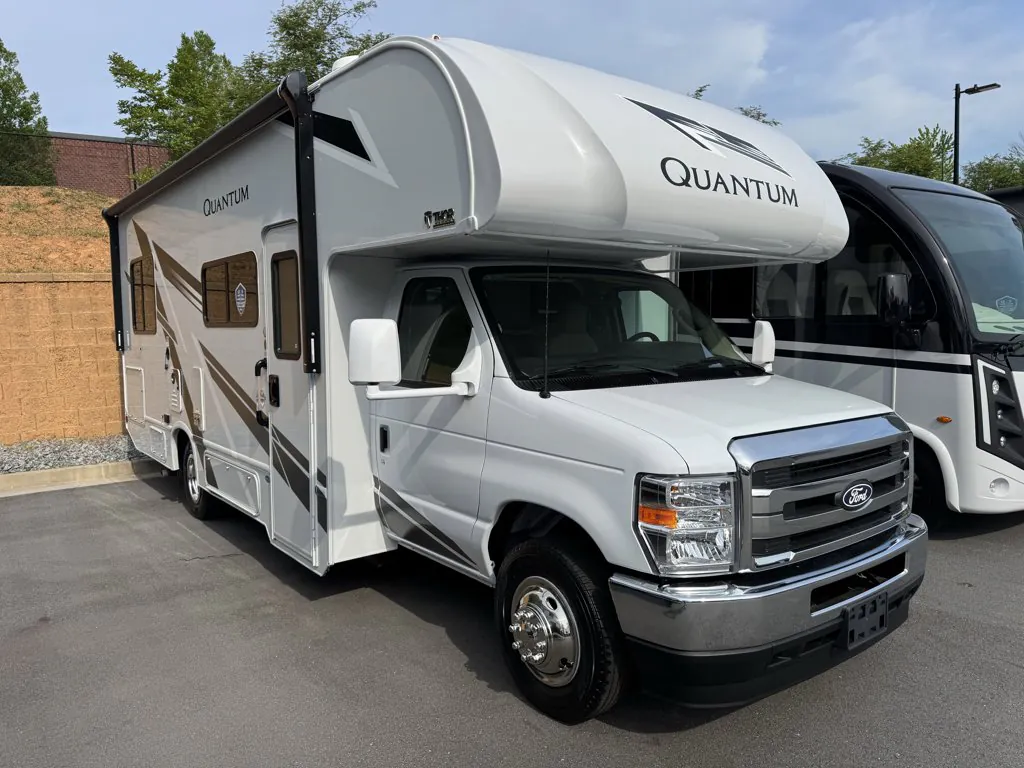 2026 Thor Motor Coach Quantum ESpec Essential LZ25 - Photo 2