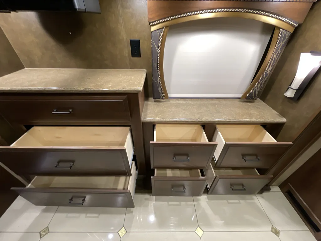 2015 Entegra Coach Aspire 42RBQ, Photos photo 33