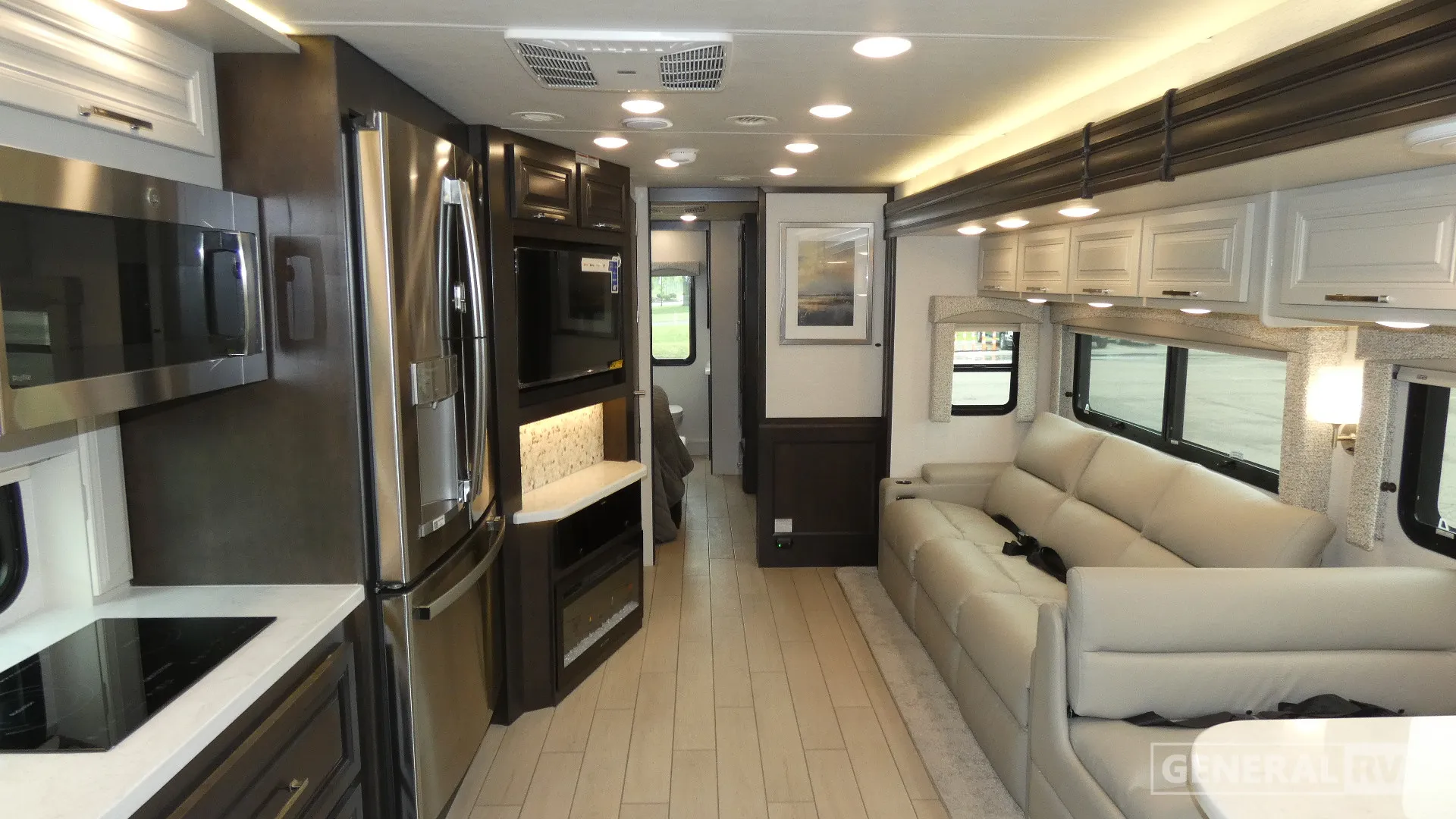 2026 Entegra Coach Accolade XL 37K - Photo 3