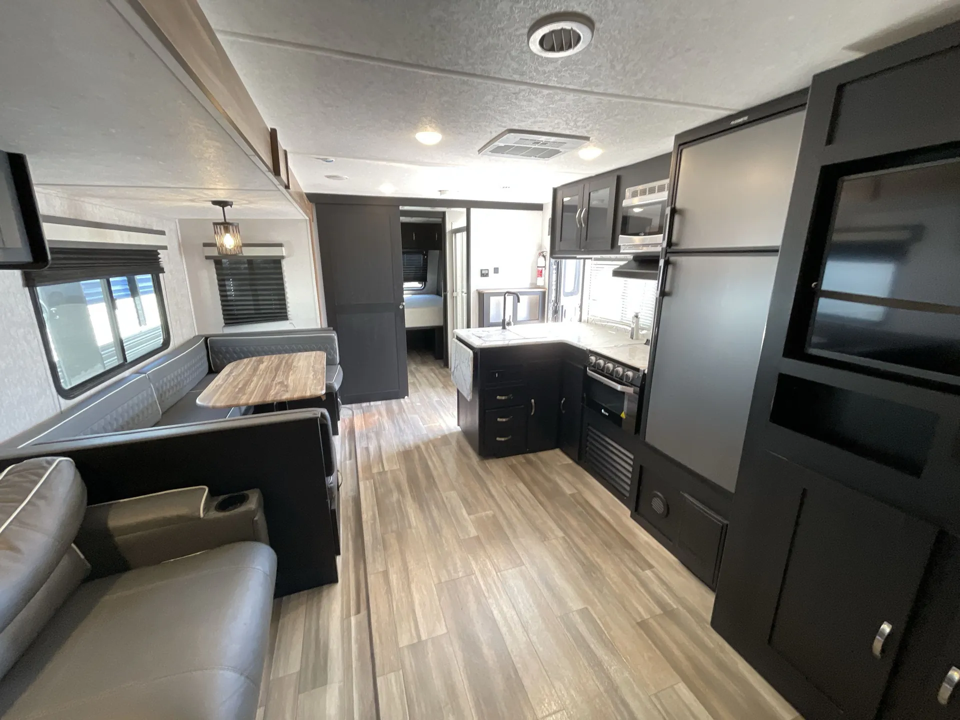 2022 Coachmen Freedom Express Ultra Lite 294BHDS — living area main