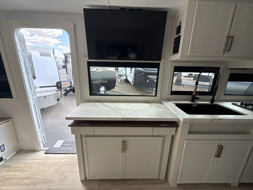 2026 Brinkley Model Ix 20X, Photos photo 32