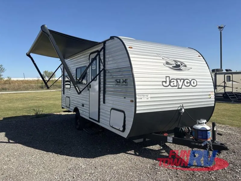 2026 Jayco Jay Flight SLX 172DB - Photo 2