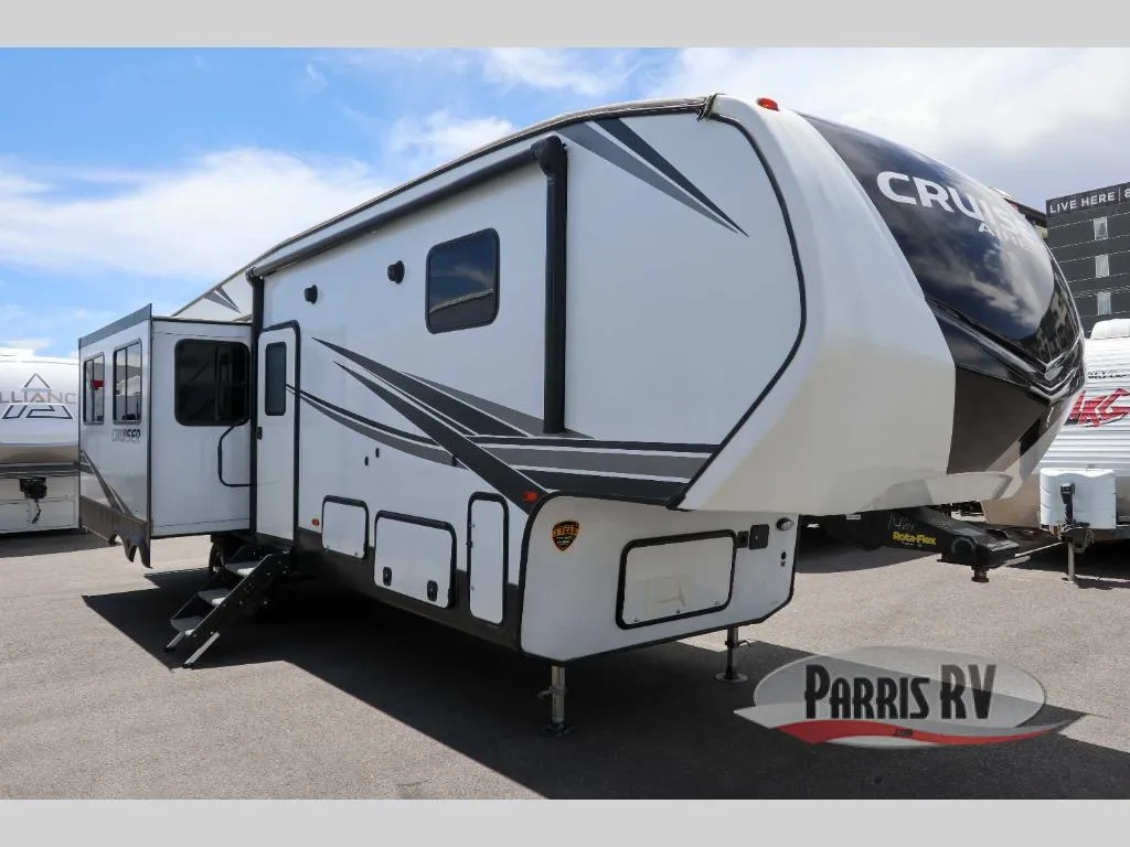 2021 CrossRoads RV Cruiser Aire 31SI - Main photo