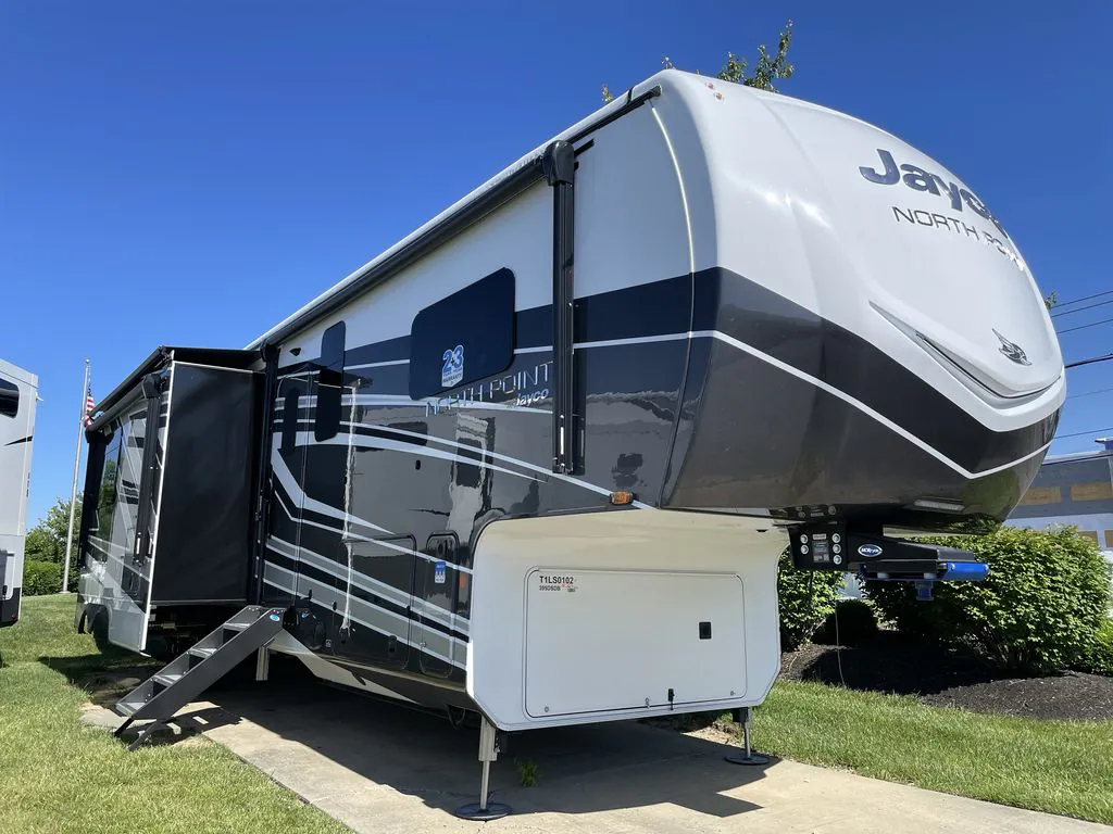 2026 Jayco North Point 395DSDB