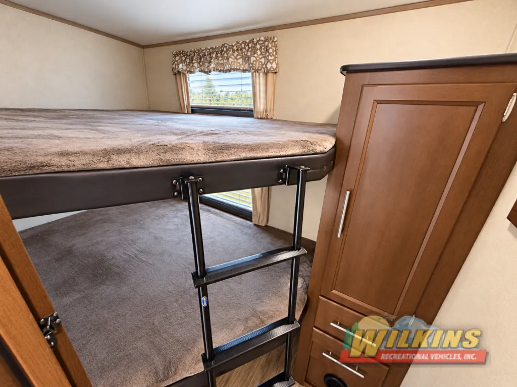2018 Forest River Wildcat 28BH, Photos photo 16