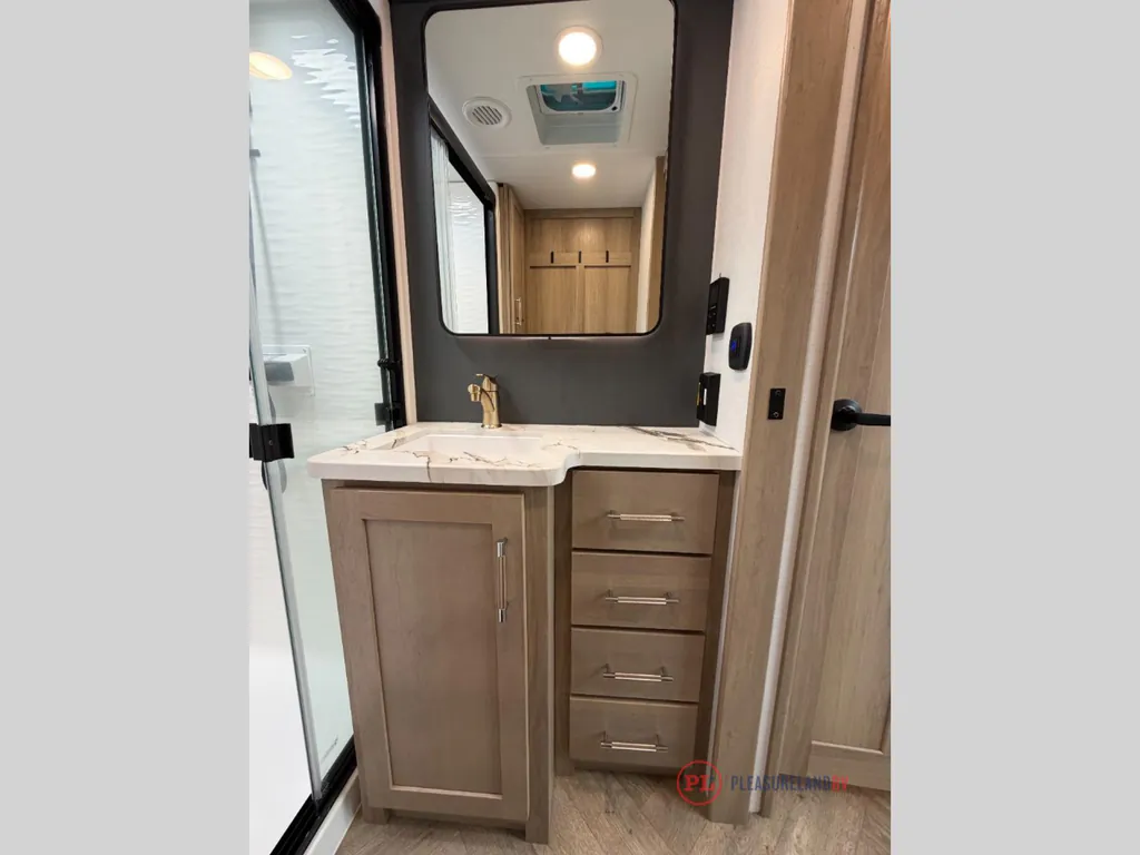 2026 Keystone Raptor 420, Photos photo 28