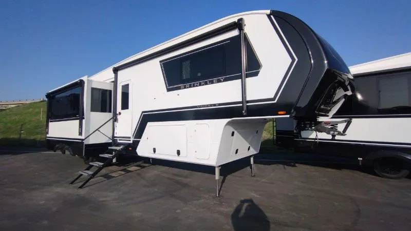 2026 Brinkley Model Z 3515