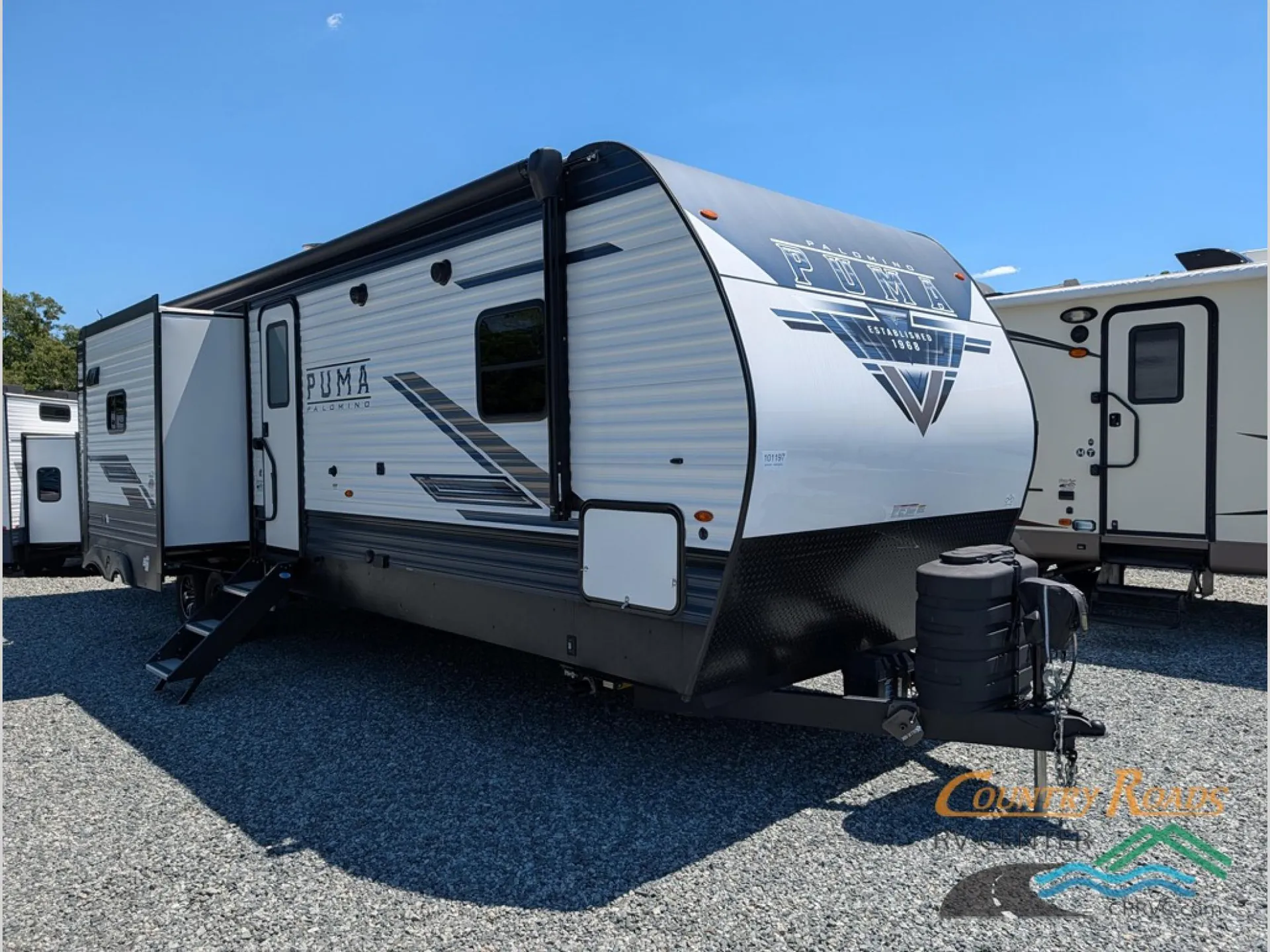 2024 Palomino Puma 32BH2B - Photo 3