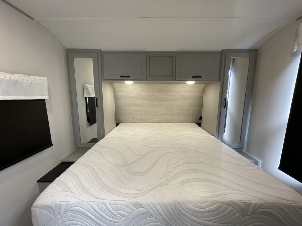 2022 Forest River Vibe 28BH, Photos photo 12