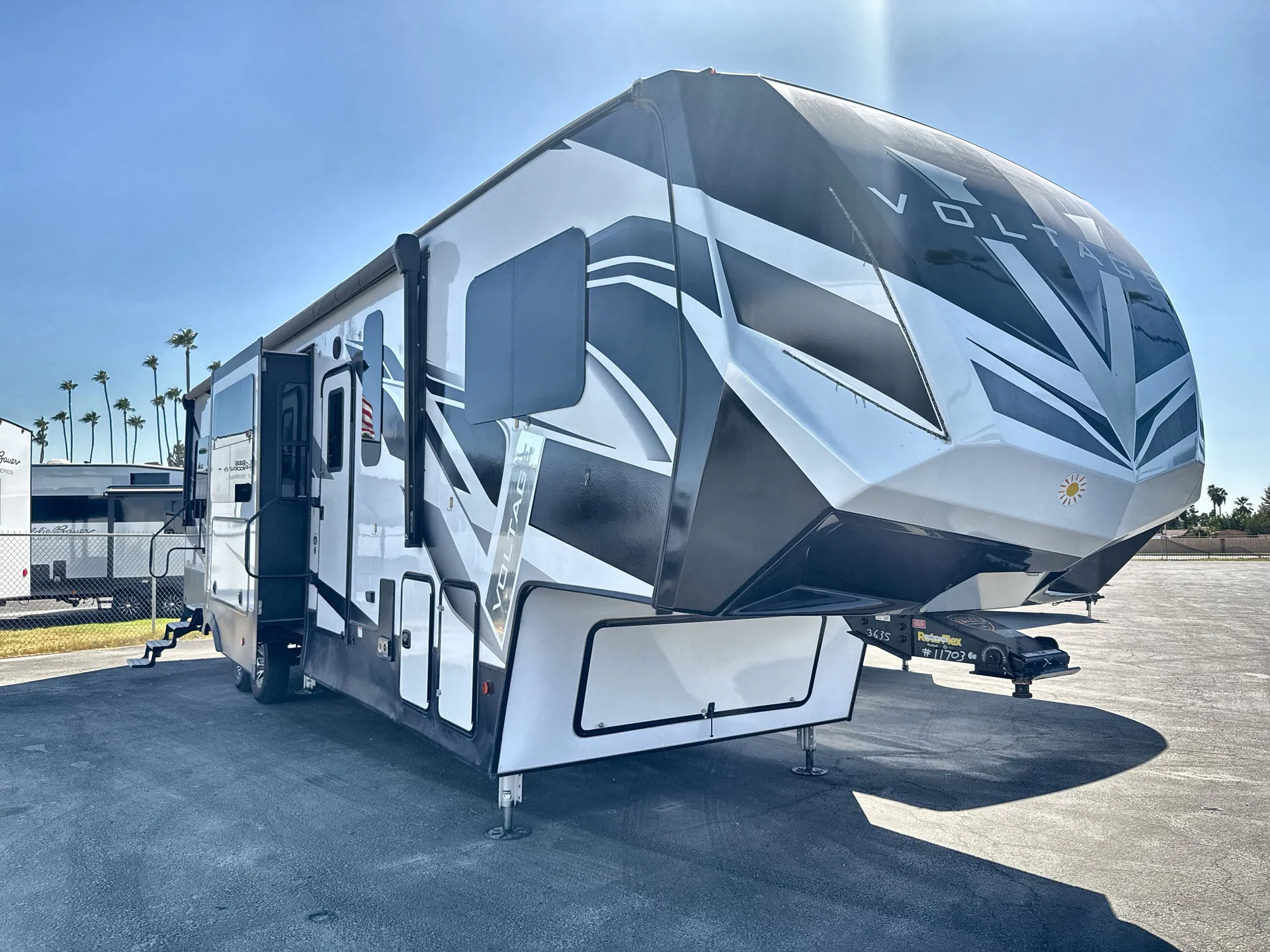 2021 Dutchmen Voltage 3635 dealer photo 1 from Camping World