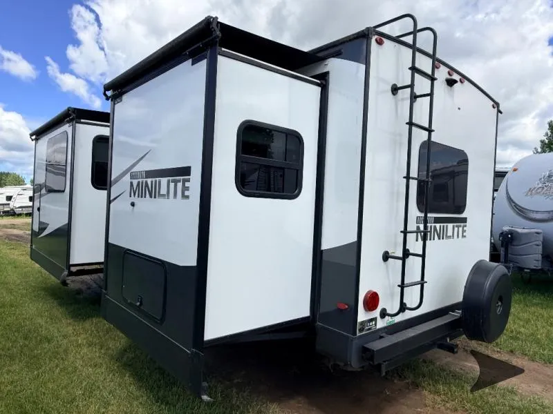 2024 Forest River Rockwood Mini Lite 2516S - Photo 4