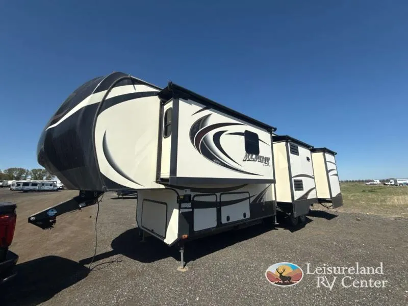2015 Keystone RV Alpine 3555RL - Main photo