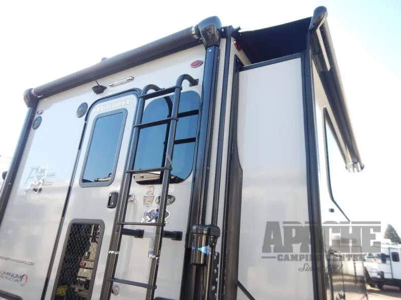 2025 Northwood Arctic Fox Camper 811 - Photo 4